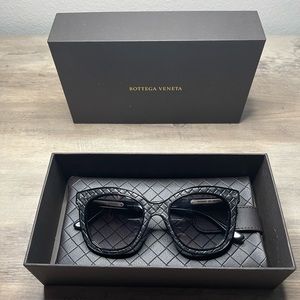 BOTTEGA VENETA BV0035S